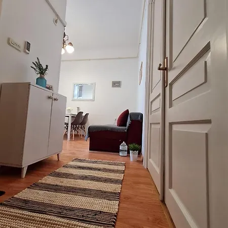 Arena - Atraktivan Stan!!! Apartmán Pula