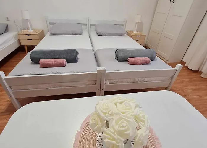 Daire Arena - Atraktivan Stan!!! Pula